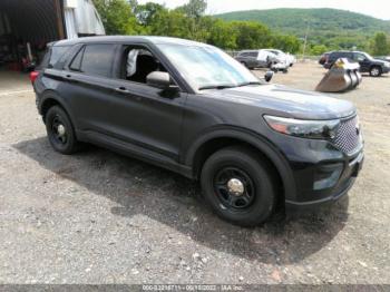  Salvage Ford Police Interceptor Utilit