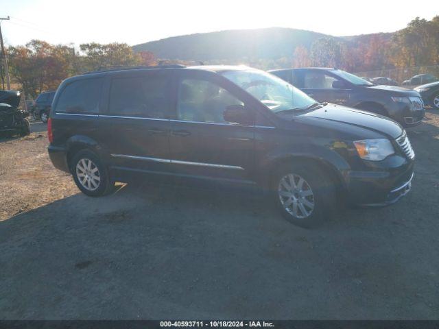  Salvage Chrysler Town & Country