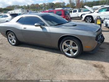  Salvage Dodge Challenger