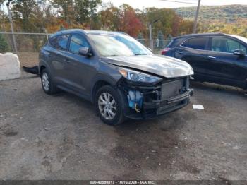  Salvage Hyundai TUCSON