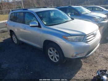  Salvage Toyota Highlander