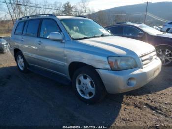  Salvage Toyota Highlander