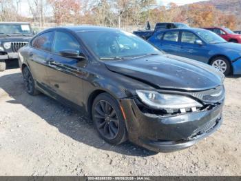  Salvage Chrysler 200