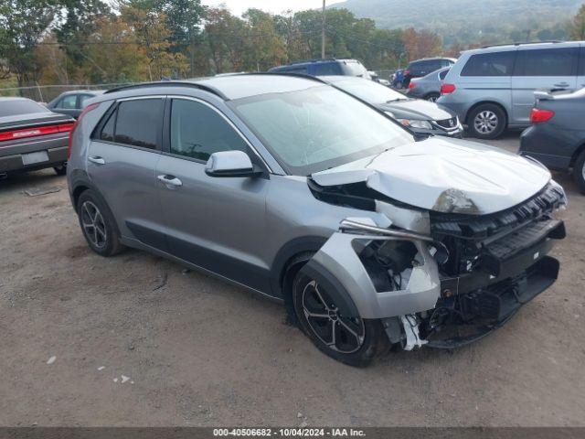  Salvage Kia Niro