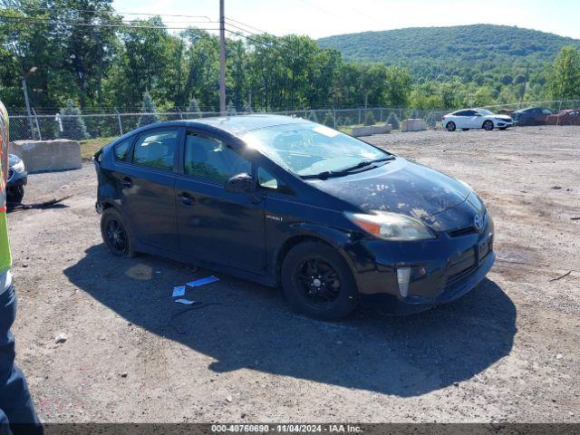  Salvage Toyota Prius