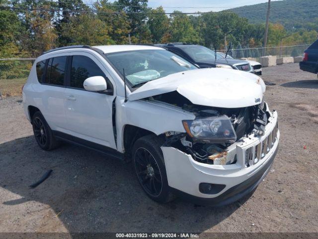  Salvage Jeep Compass