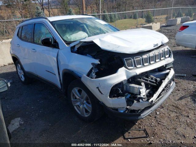  Salvage Jeep Compass