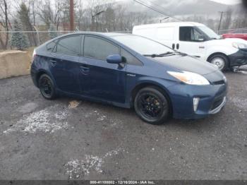  Salvage Toyota Prius