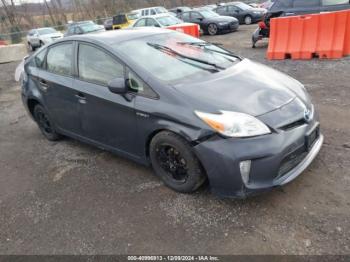  Salvage Toyota Prius