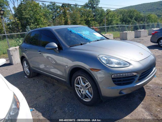  Salvage Porsche Cayenne Hybrid