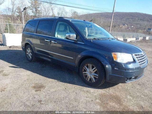  Salvage Chrysler Town & Country