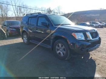  Salvage Nissan Pathfinder