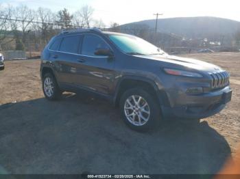  Salvage Jeep Cherokee