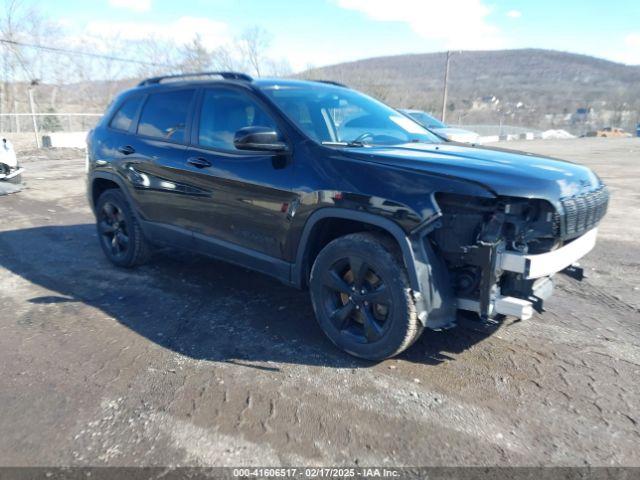  Salvage Jeep Cherokee