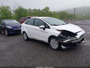  Salvage Ford Fiesta