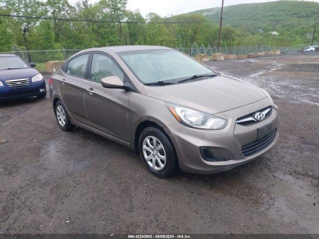  Salvage Hyundai ACCENT