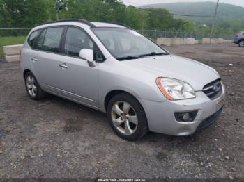  Salvage Kia Rondo