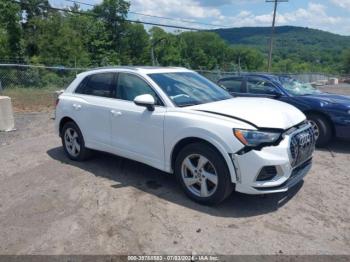  Salvage Audi Q3