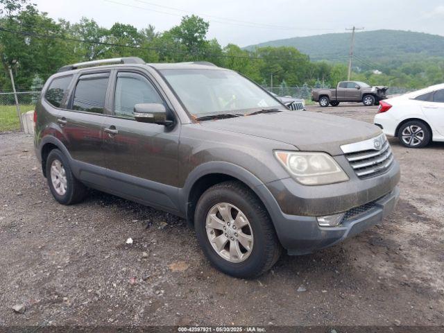  Salvage Kia Borrego