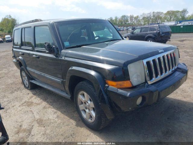  Salvage Jeep Commander