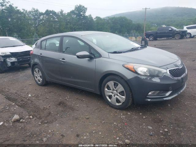  Salvage Kia Forte