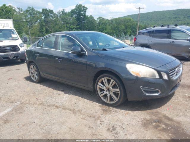  Salvage Volvo S60