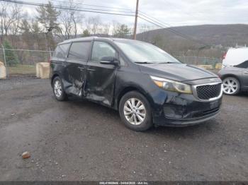  Salvage Kia Sedona