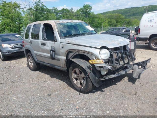  Salvage Jeep Liberty