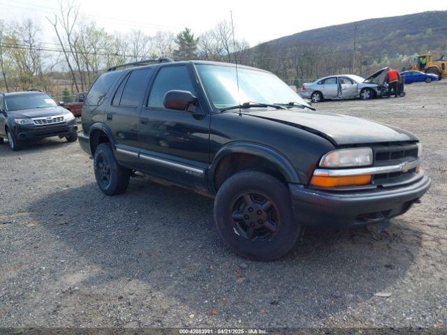  Salvage Chevrolet Blazer
