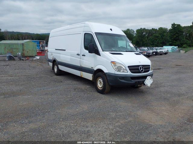  Salvage Mercedes-Benz Sprinter 2500