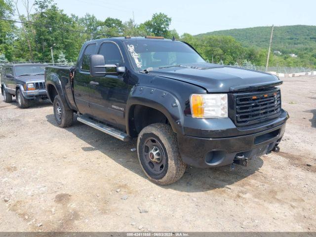  Salvage GMC Sierra 2500