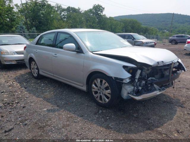  Salvage Toyota Avalon