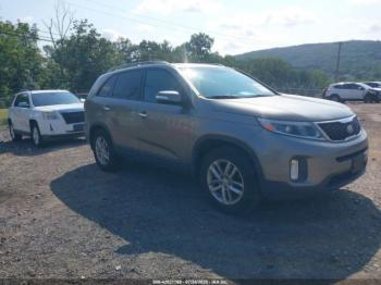  Salvage Kia Sorento