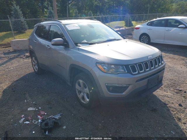  Salvage Jeep Compass
