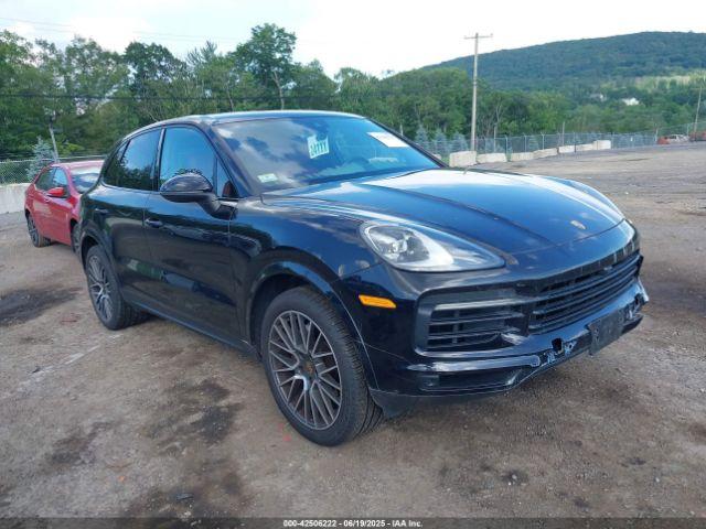  Salvage Porsche Cayenne