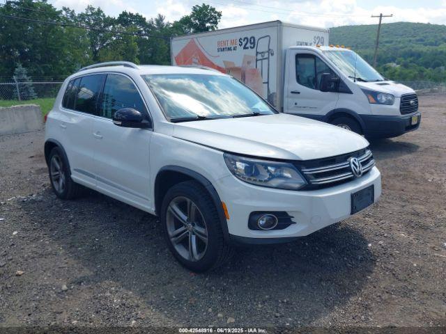 Salvage Volkswagen Tiguan
