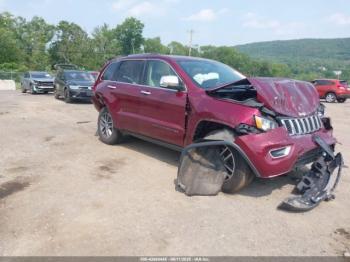  Salvage Jeep Grand Cherokee