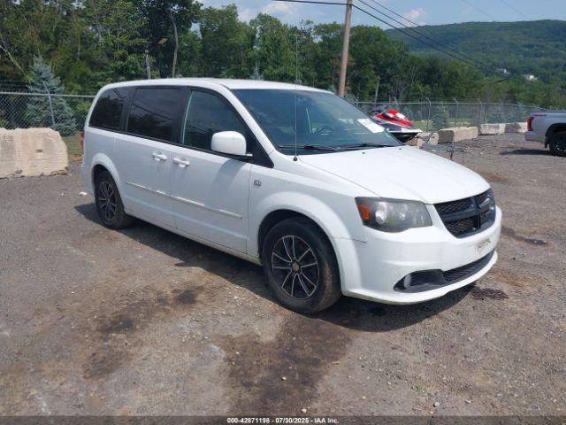  Salvage Dodge Grand Caravan