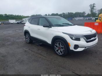  Salvage Kia Seltos