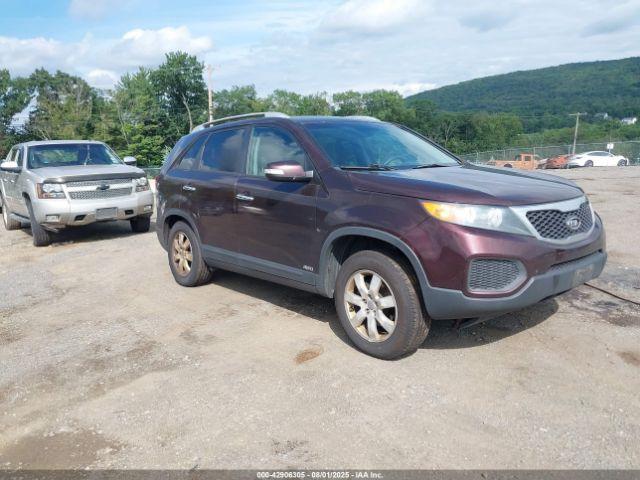  Salvage Kia Sorento