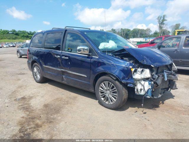  Salvage Chrysler Town & Country