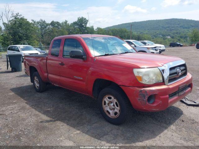  Salvage Toyota Tacoma