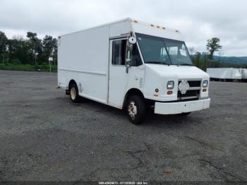  Salvage Freightliner Chassis