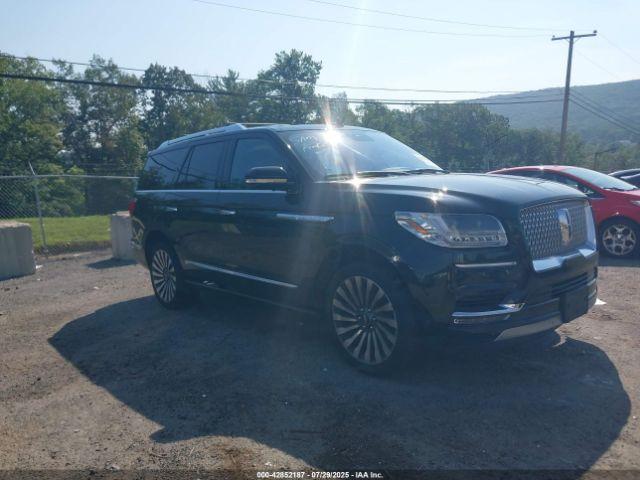  Salvage Lincoln Navigator