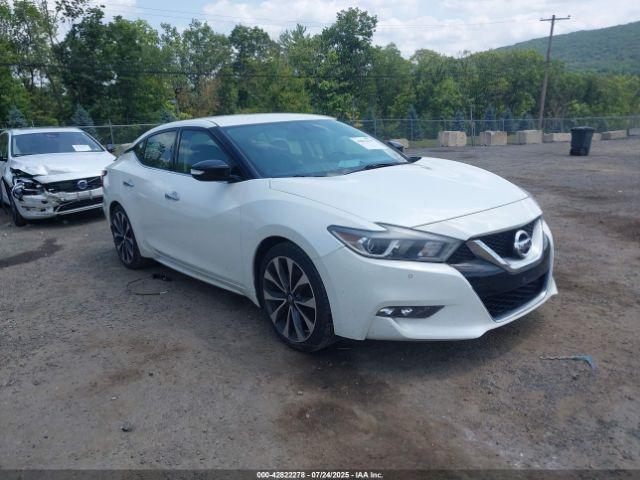  Salvage Nissan Maxima