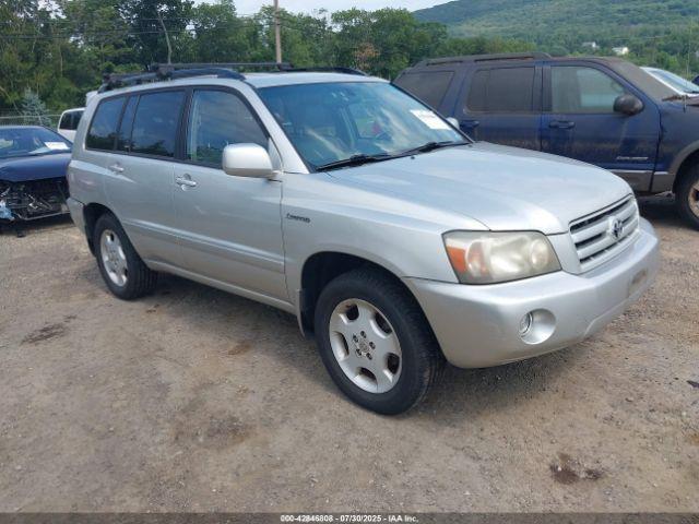  Salvage Toyota Highlander
