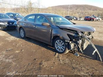  Salvage Nissan Altima