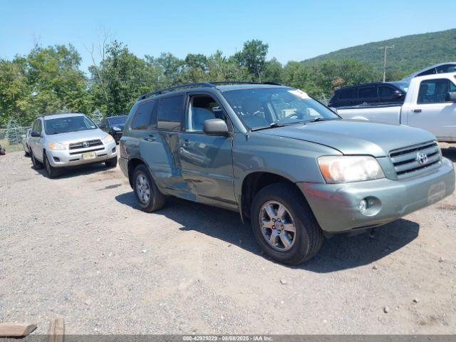  Salvage Toyota Highlander