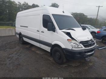  Salvage Mercedes-Benz Sprinter 2500
