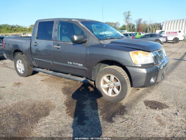  Salvage Nissan Titan